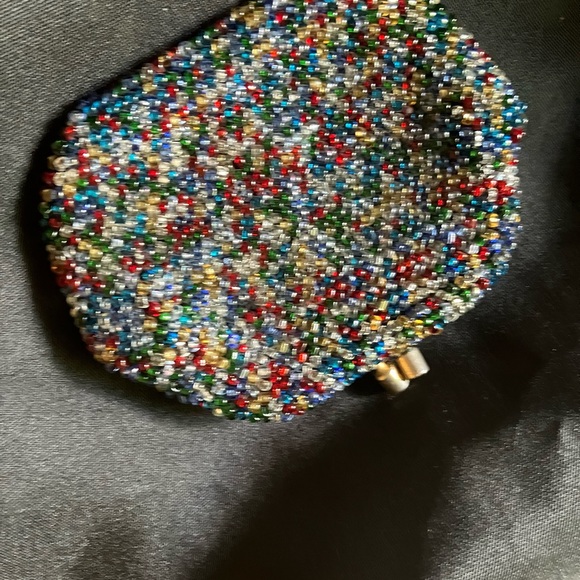 Vintage beaded purses. - Picture 5 of 13